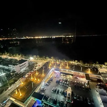 Maritime Suite Duplex Penang- Pemandangan Laut George Town Exterior photo