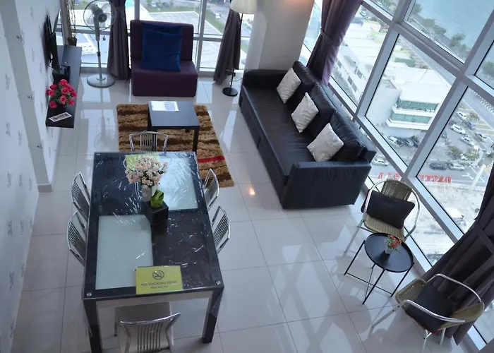 Maritime Suite Duplex Penang- Pemandangan Laut
